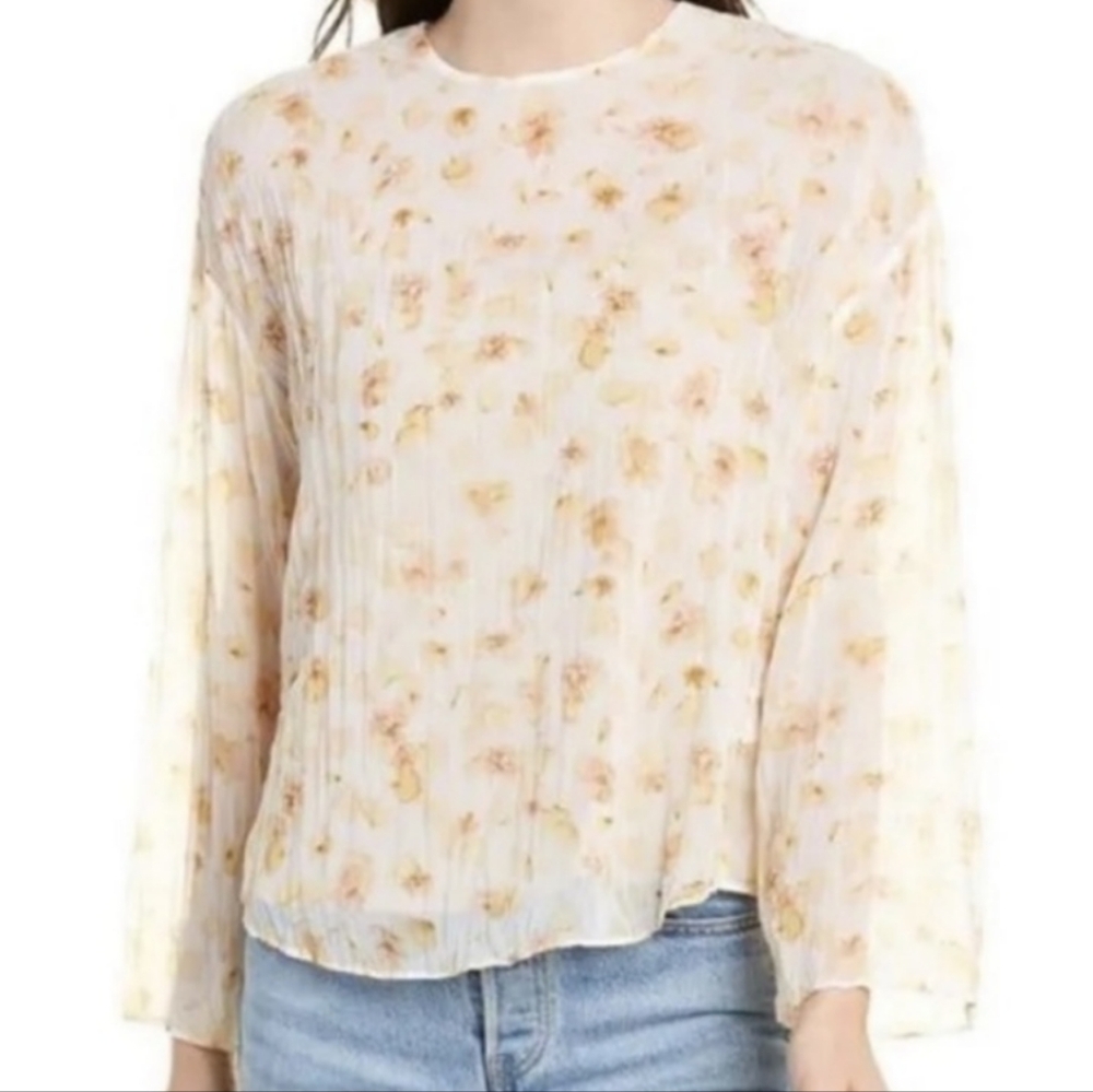 VINCE NWT pressed petal blouse Small